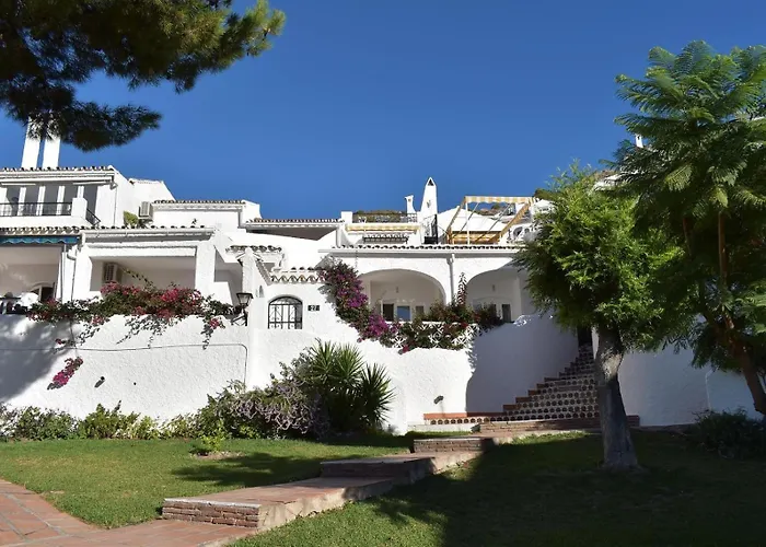 Spacious Lovely View * Nerja